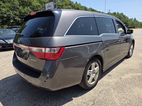 Used 2011 Honda Odyssey Touring Elite image 8