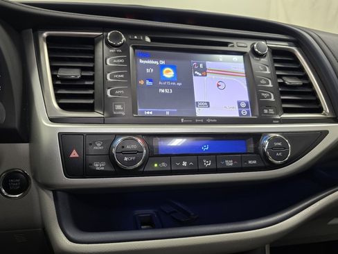 Certified 2019 Toyota Highlander Limited w/ Protection Package #3 image 30