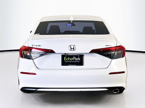 Used 2023 Honda Civic Sport image 7