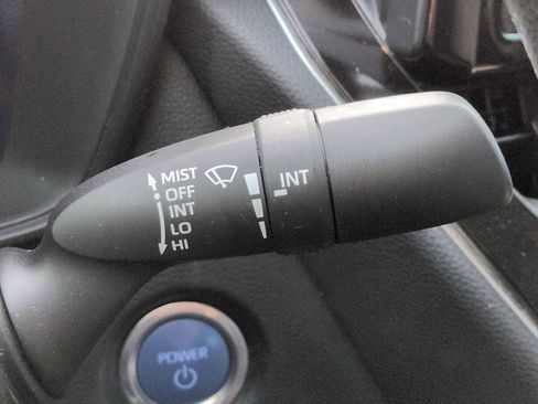 Used 2022 Toyota Corolla LE image 24