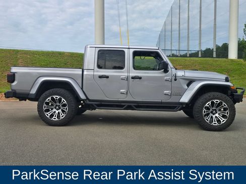 Used 2020 Jeep Gladiator Overland AWD/4WD image 20