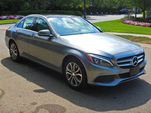 Used 2015 Mercedes-Benz C 300 4MATIC Sedan image 3