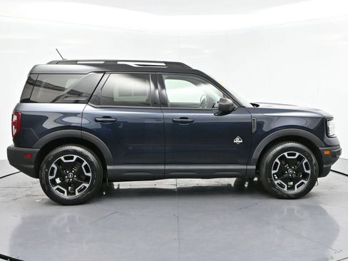Used 2021 Ford Bronco Sport Outer Banks w/ Outer Banks Package AWD/4WD image 8