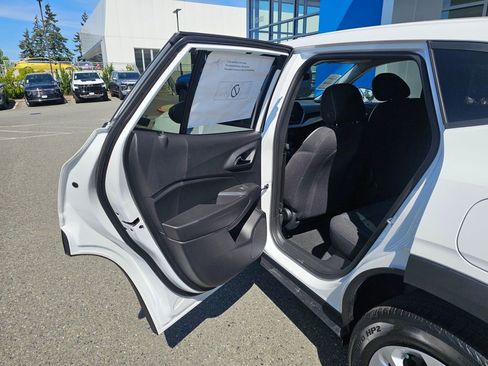 New 2026 Chevrolet Trax LS w/ Driver Confidence Package FWD image 15