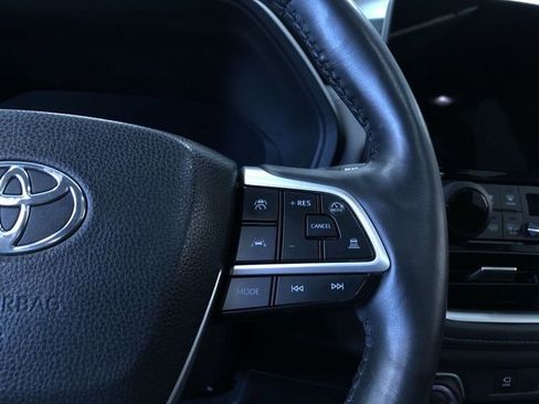 Certified 2024 Toyota Grand Highlander Platinum image 29