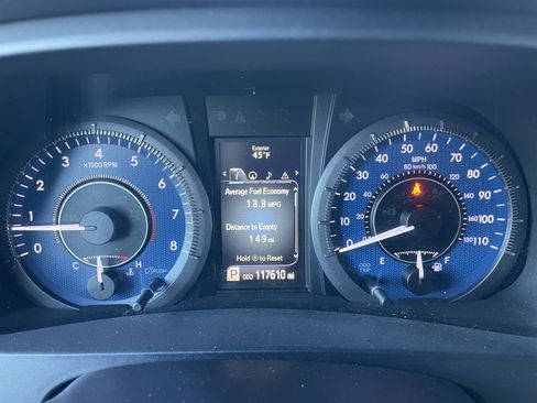 Used 2016 Toyota Sienna XLE image 24