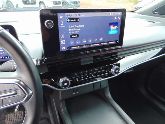 Used 2024 Honda Prologue Touring image 12