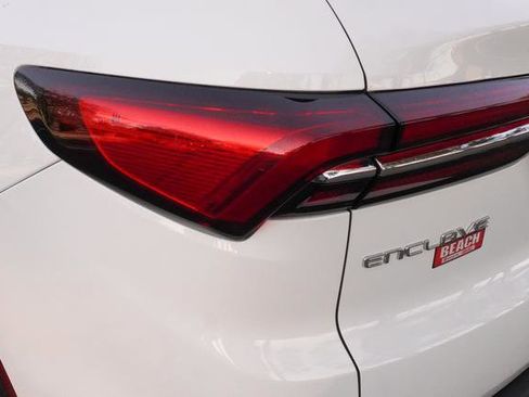 Used 2025 Buick Enclave Preferred image 37