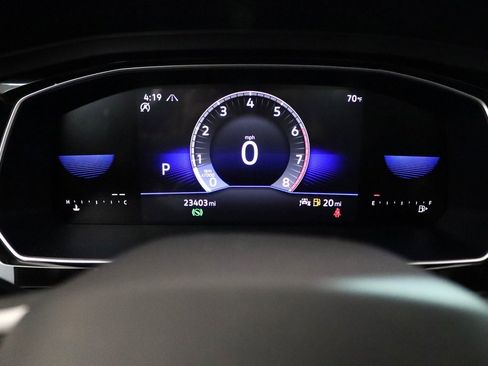 Used 2024 Volkswagen Jetta SE w/ Panoramic Sunroof Package image 15