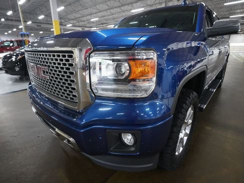 Used 2015 GMC Sierra 1500 Denali w/ Driver Alert Package AWD/4WD image 21
