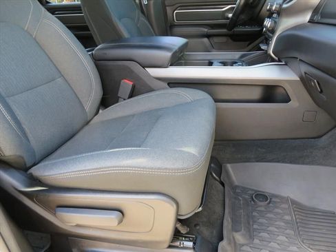 Used 2021 RAM 1500 Big Horn image 10