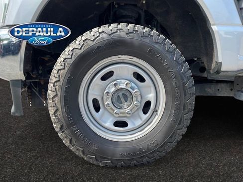 Used 2023 Ford F250 XL w/ Snow Plow Prep Package AWD/4WD image 19