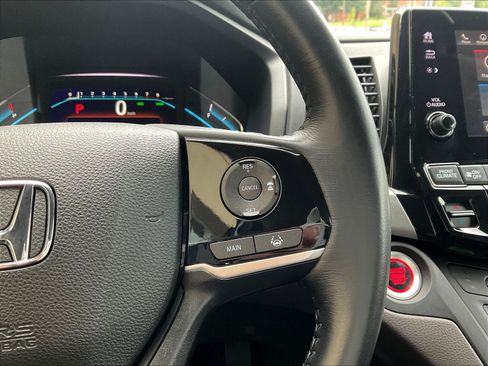 Used 2018 Honda Odyssey EX-L image 12