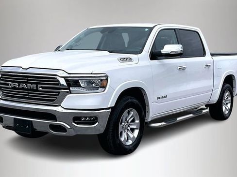 Used 2022 RAM 1500 Laramie AWD/4WD image 2