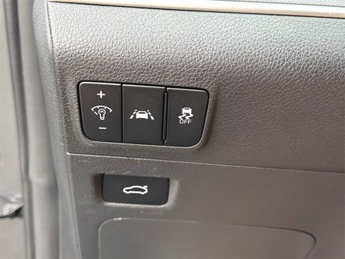 Used 2021 Kia K5 LXS image 33