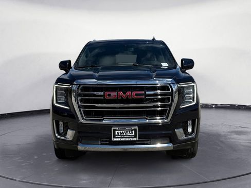 Used 2021 GMC Yukon XL SLT w/ Rear Media and Nav Package AWD/4WD image 15