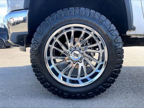 Used 2022 Chevrolet Silverado 2500 LTZ w/ LTZ Plus Package image 36