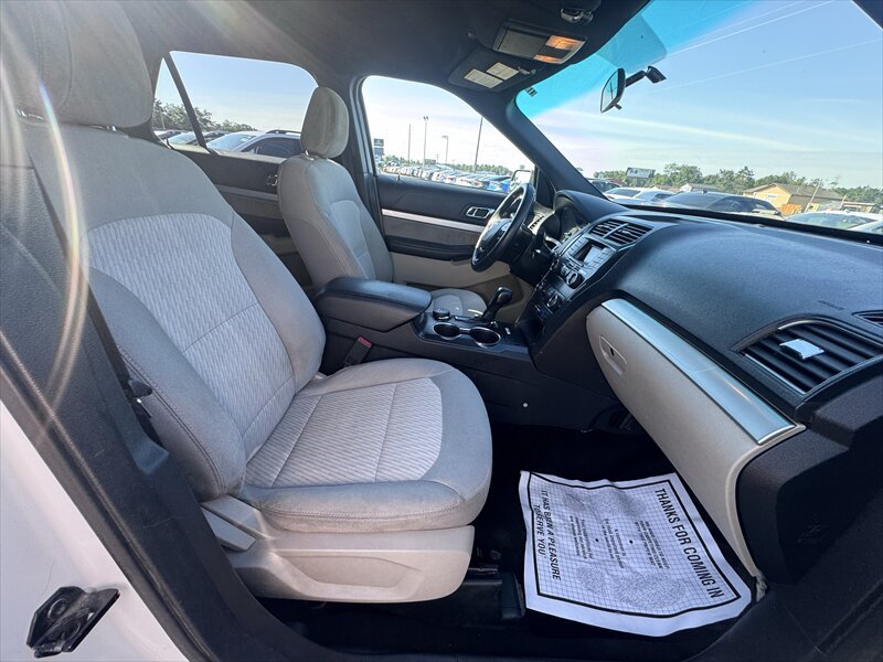 Used 2018 Ford Explorer 4WD image 11