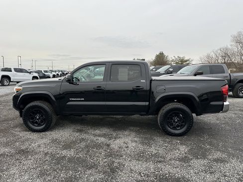 Used 2021 Toyota Tacoma SR5 image 12
