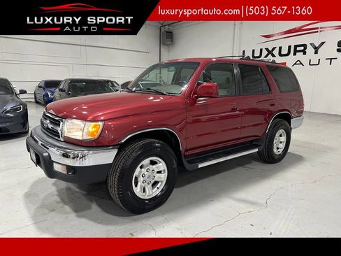 Used 2000 Toyota 4Runner SR5 AWD/4WD image 1