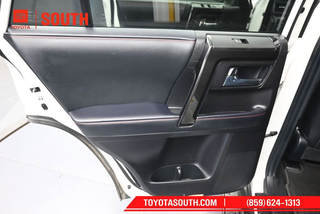 Used 2022 Toyota 4Runner TRD Off-Road Premium w/ Moonroof Package AWD/4WD image 25