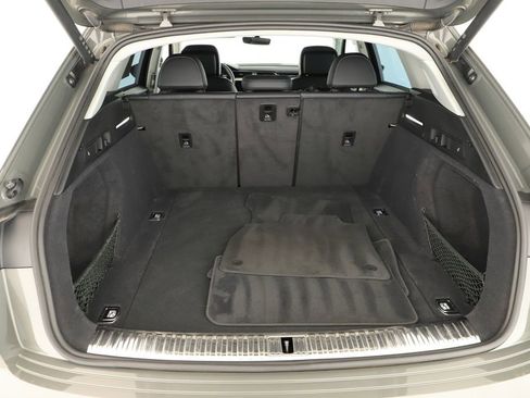 Certified 2024 Audi Q8 e-tron Premium Plus w/ Premium Plus Package image 29