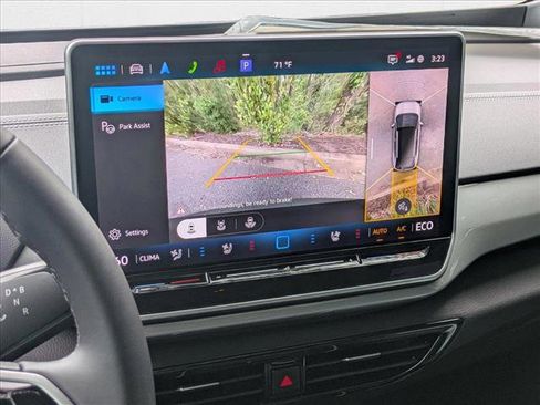 New 2025 Volkswagen ID.4 Pro S Plus image 13