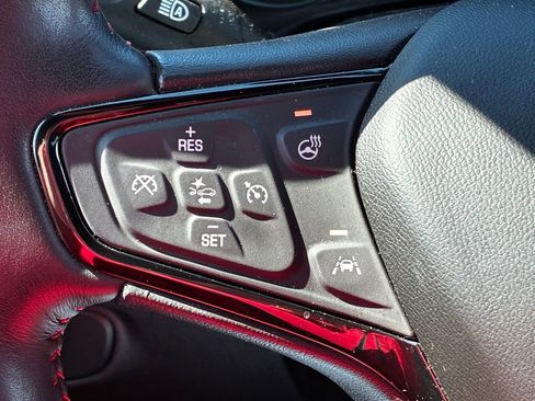 Used 2022 Chevrolet Equinox RS w/ RS Leather Package image 25