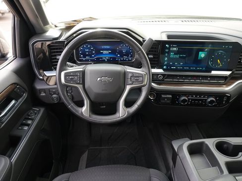 Used 2022 Chevrolet Silverado 1500 RST AWD/4WD image 20