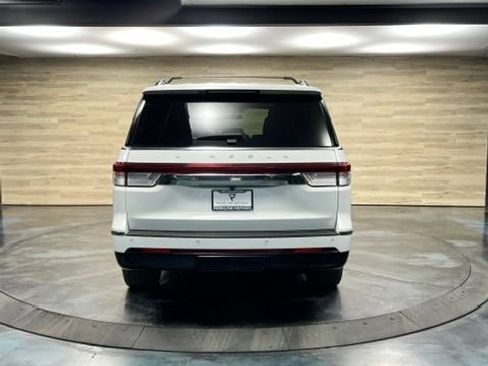 Used 2023 Lincoln Navigator Reserve AWD/4WD image 22