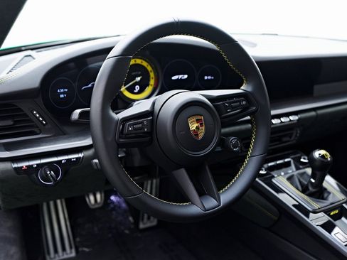 Used 2022 Porsche 911 GT3 image 44