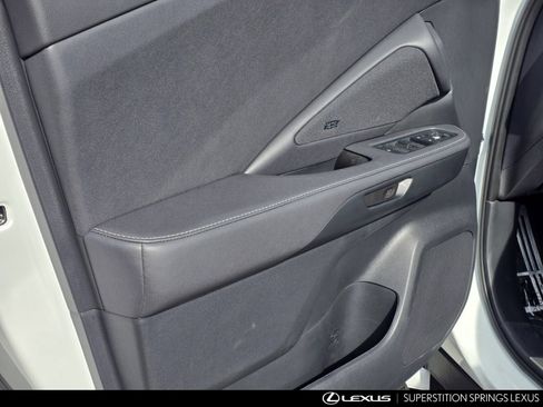 New 2026 Lexus TX 500h AWD image 11