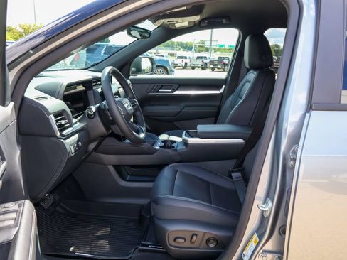 New 2027 GMC Terrain Elevation w/ Elevation Premium Package AWD/4WD image 7