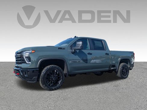 New 2026 Chevrolet Silverado 2500 LT w/ Trail Boss Package AWD/4WD image 2