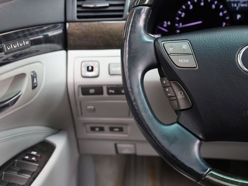 Used 2008 Lexus LS 460 RWD image 37