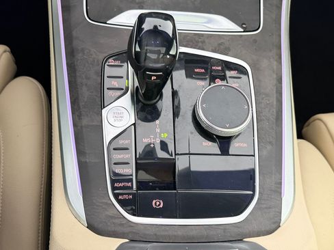 Used 2020 BMW X5 sDrive40i w/ Premium Package RWD image 18
