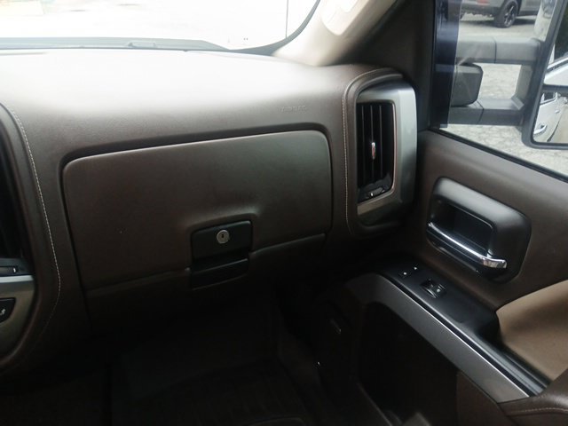 Used 2019 Chevrolet Silverado 2500 LTZ w/ Duramax Plus Package AWD/4WD image 38