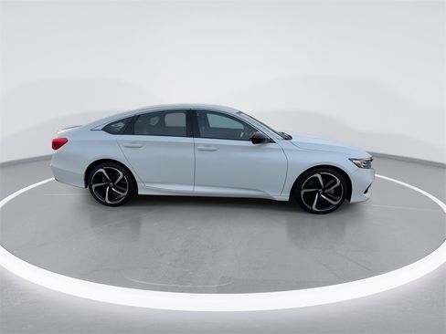 Used 2022 Honda Accord Sport image 16