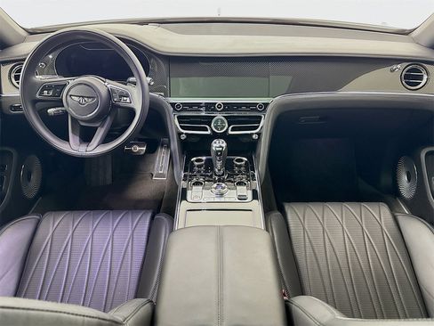 Certified 2021 Bentley Flying Spur V8 image 24
