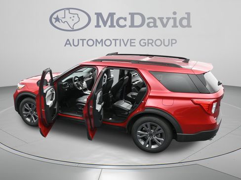 Used 2022 Ford Explorer XLT w/ Equipment Group 202A RWD image 45