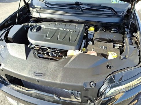 Certified 2022 Jeep Cherokee Latitude Lux image 31