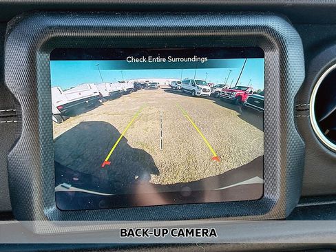 Used 2022 Jeep Wrangler Unlimited Rubicon 4xe w/ Cold Weather Group image 3