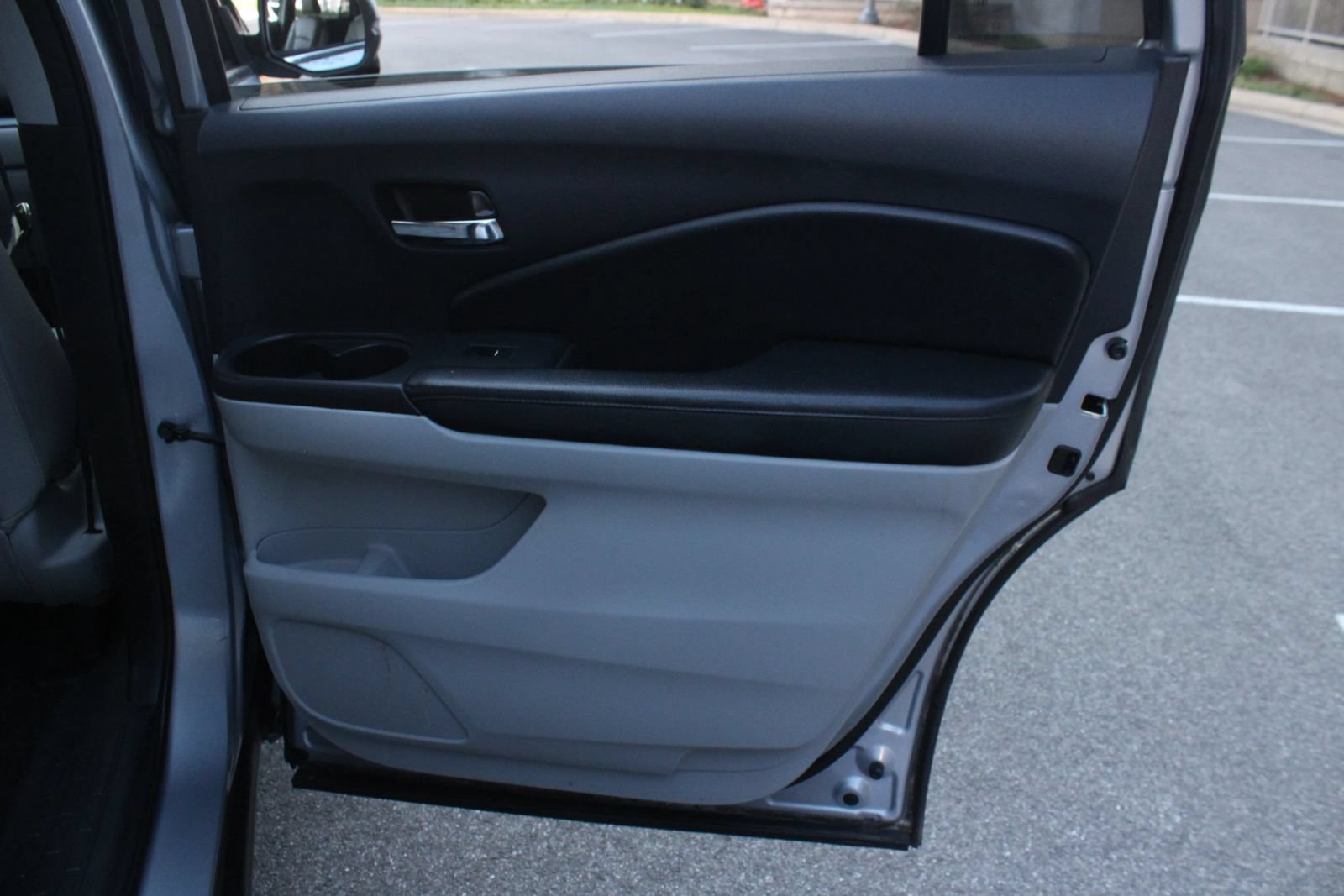 Used 2016 Honda Pilot EX-L image 24