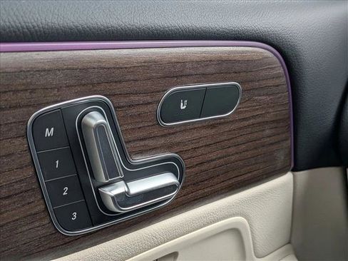 New 2026 Mercedes-Benz GLB 250 4MATIC image 14