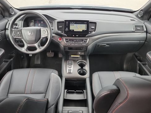 Used 2023 Honda Passport TrailSport image 16