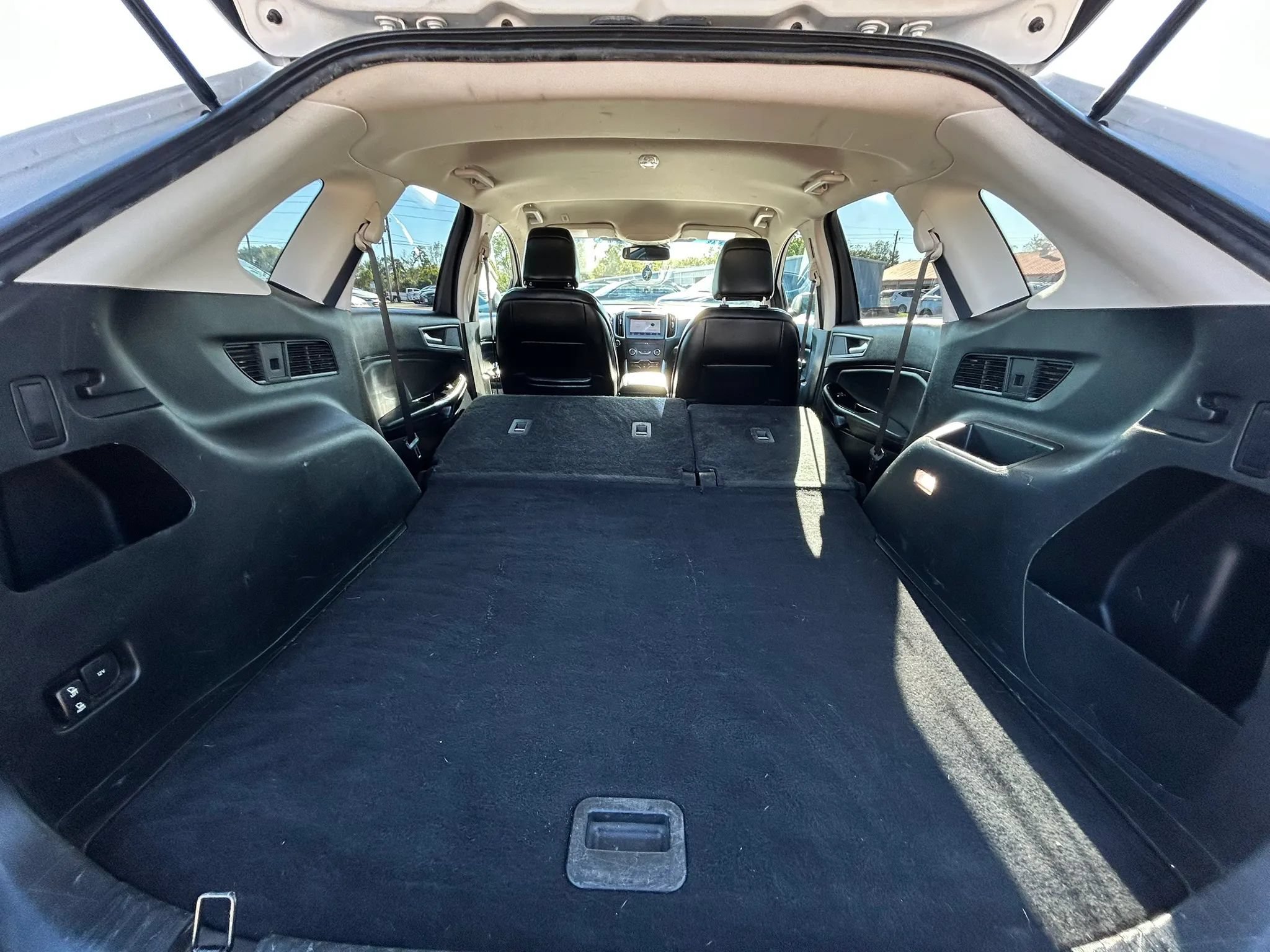 Used 2020 Ford Edge SEL FWD image 30