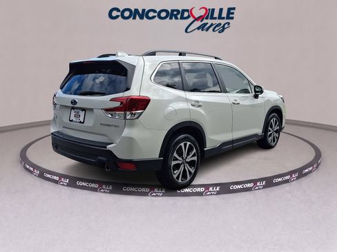 Used 2020 Subaru Forester Limited AWD/4WD image 6