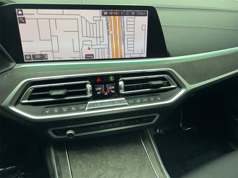 Used 2020 BMW X7 xDrive40i w/ Premium Package image 60