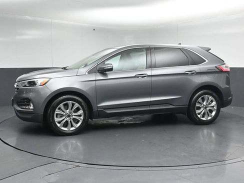 Certified 2024 Ford Edge Titanium AWD/4WD image 4