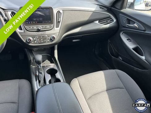 Used 2022 Chevrolet Malibu LT FWD image 13